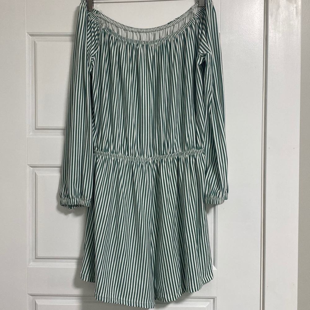 Striped green off shoulder romper bnwt